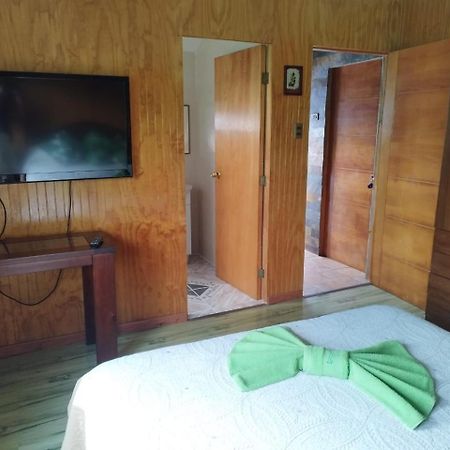 Hostal Avareipua Χάνγκα Ρόα Εξωτερικό φωτογραφία